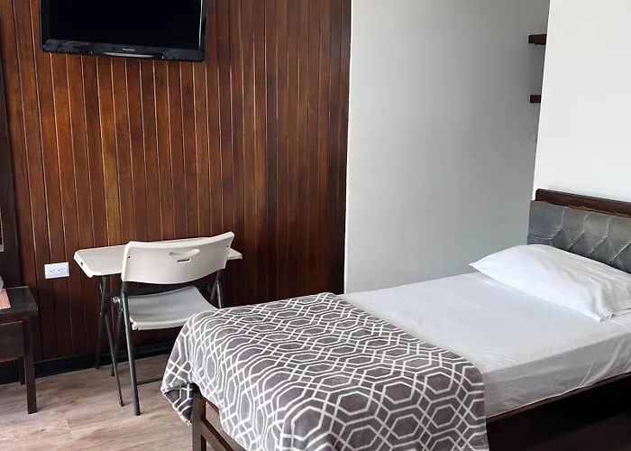 Naralit Hotel 3*