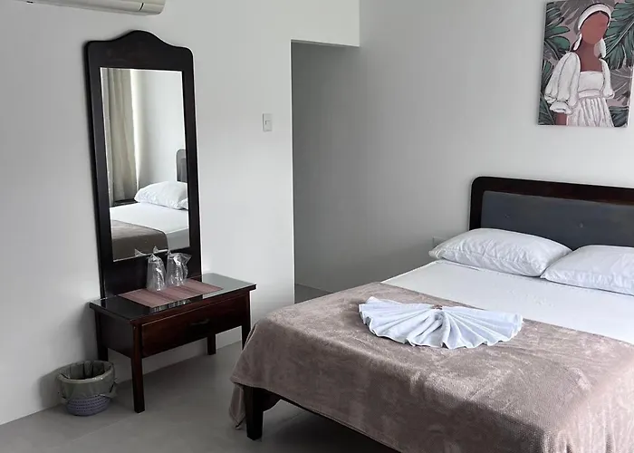 Hotel Naralit 3*