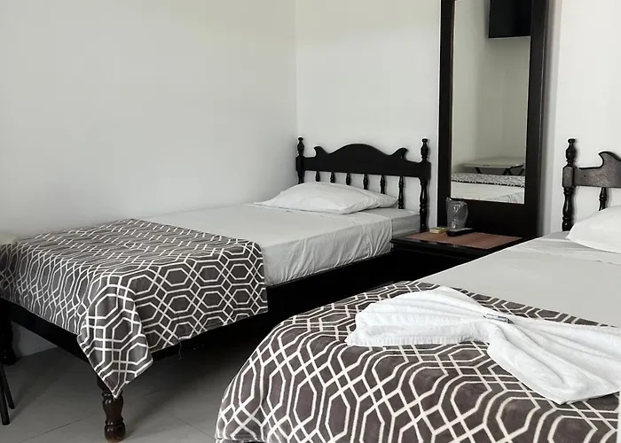 Hotel Naralit 3*